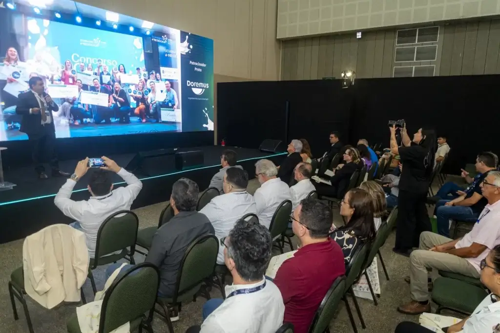 1ª edição do Seminário + Negócios - Encontro de Laticínios