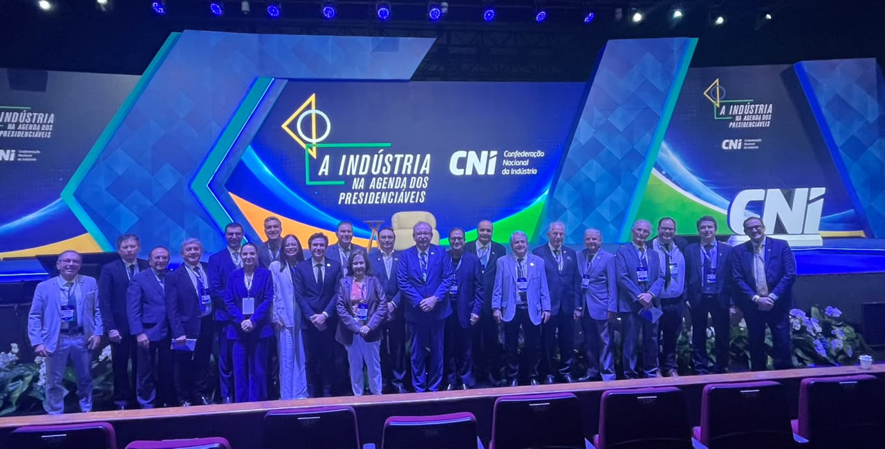 CNI entrega propostas para o desenvolvimento econômico do Brasil