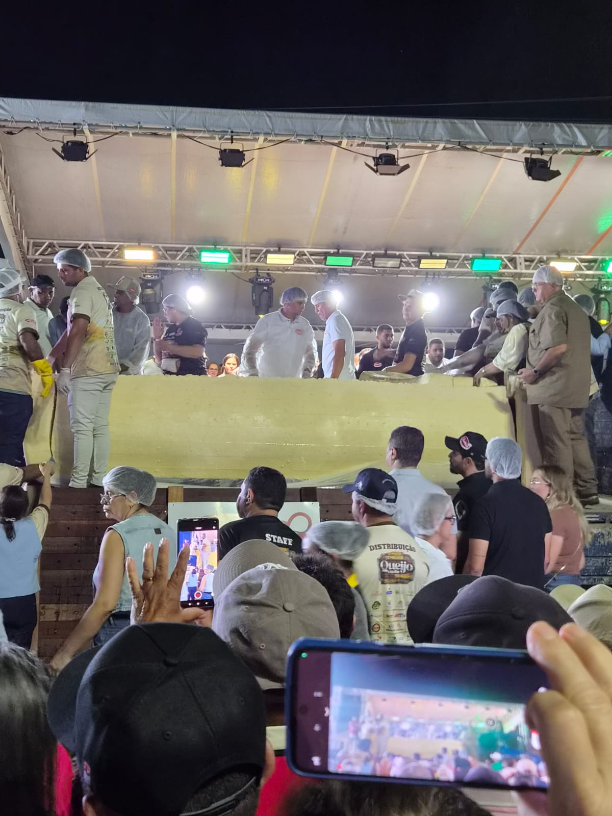 3.519 kg de orgulho cearense! O Maior Queijo Coalho do Mundo é nosso.
